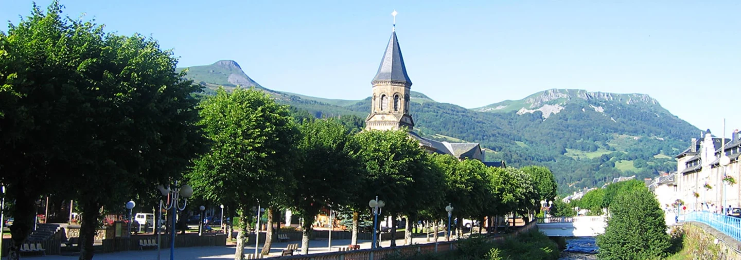 Parc naturel régional des volcans d'Auvergne - parc des Fées la bourboule